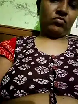 Romantic-Couple999 online show from 05.21.26