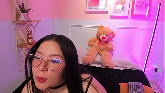 Snapshot of Dafne_Grace chatting on 02.07.26 Dafne Grace online show from 02.07.26