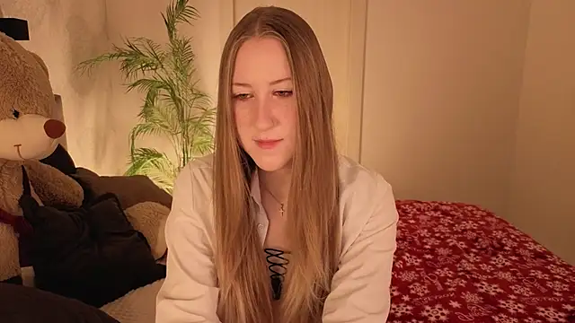 Snapshot of CassieReborn chatting on 02.03.26 CassieReborn online show from 02.03.26