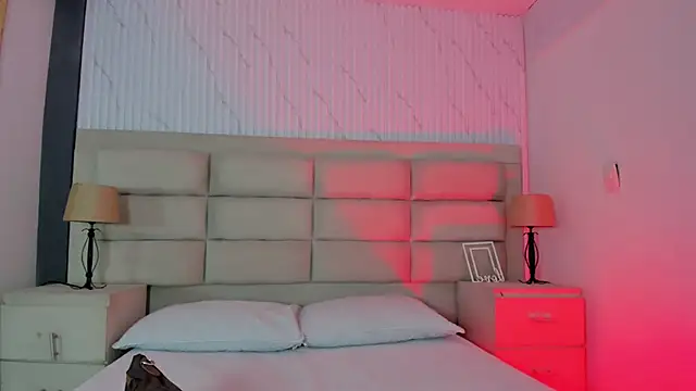 KarelyMitchel online show from 02.14.26