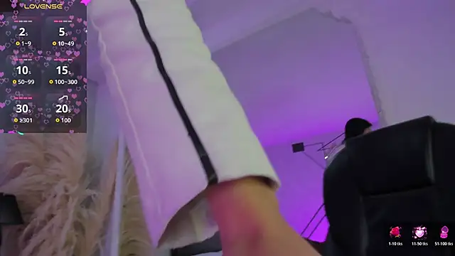 KarelyMitchel online show from 03.11.26