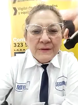 Snapshot of JULIETA_21- chatting on 04.09.26 JULIETA 21- online show from 04.09.26