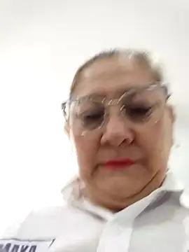 Snapshot of JULIETA_21- chatting on 04.11.26 JULIETA 21- online show from 04.11.26