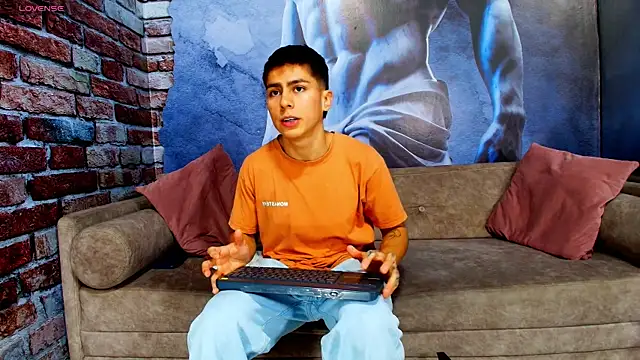 Aron pulse online show from 03.05.26