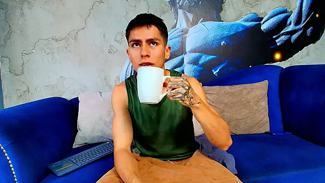 Aron pulse online show from 04.04.26