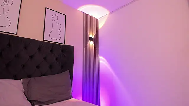 SARHA ANTONELLI online show from 03.17.26