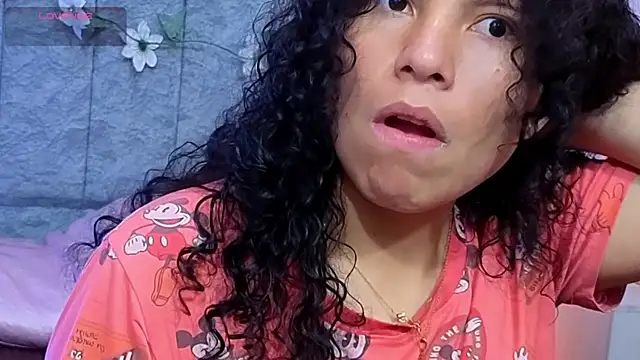 Zoe-yanin online show from 02.05.26