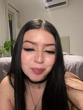 lolaaculaa online show from 02.11.26