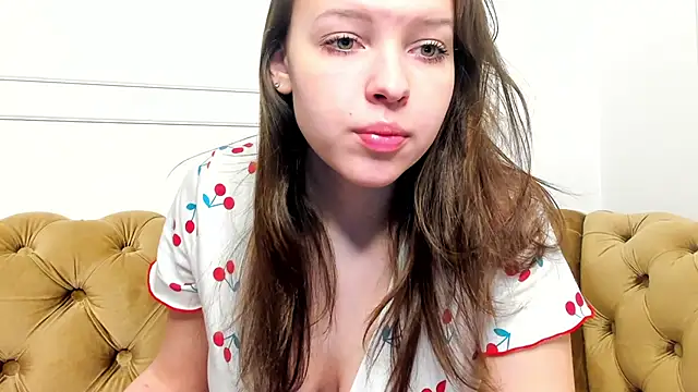 Snapshot of lunahush chatting on 02.18.26 lunahush online show from 02.18.26