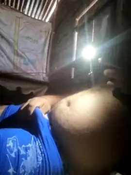 fcenteno124 online show from 04.14.26