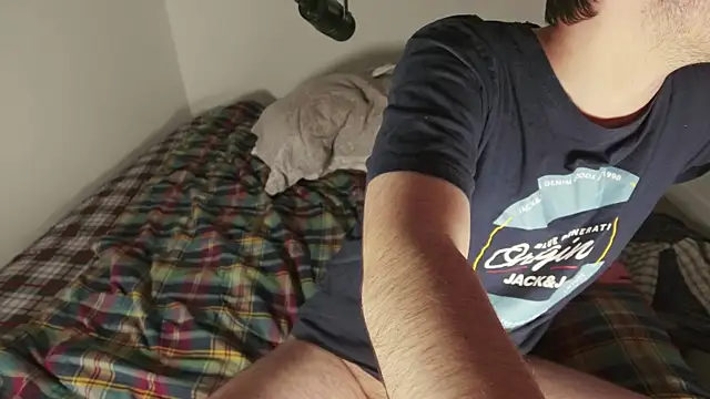 Snapshot of Begamc chatting on 02.24.26 Begamc online show from 02.24.26