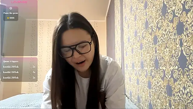 Snapshot of Ayazyn chatting on 02.07.26 Ayazyn online show from 02.07.26