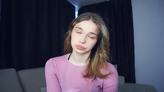 Snapshot of EarthaStinett chatting on 02.20.26 EarthaStinett online show from 02.20.26