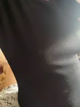 Snapshot of Curvy_Simran chatting on 02.25.26 Curvy Simran online show from 02.25.26