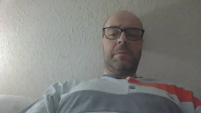 Snapshot of AlexRue chatting on 03.21.26 AlexRue online show from 03.21.26