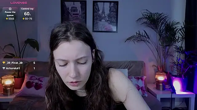 VioletaBloom online show from 02.13.26