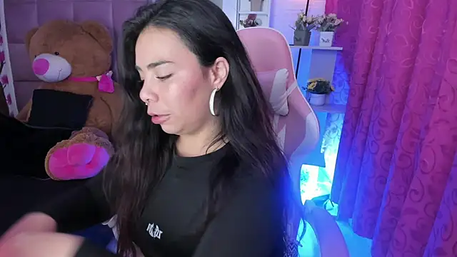 liany taylor online show from 04.16.26