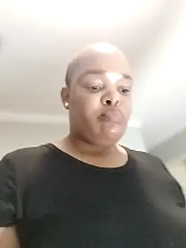 NAUGHTYSQUIRTER21 online show from 02.06.26