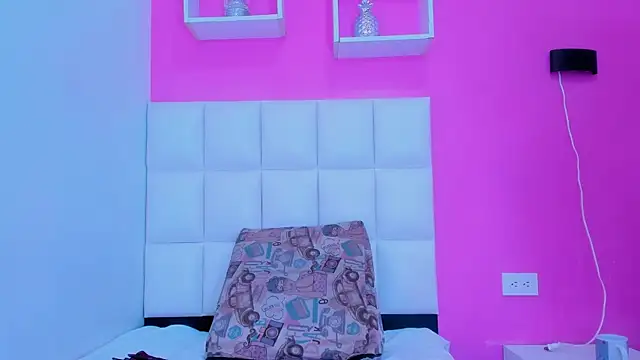 Baby doll XOXO online show from 02.12.26