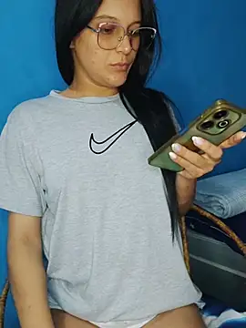 Perla and Maikol online show from 02.15.26