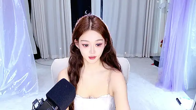 Snapshot of Dancer_Lucky-Nini chatting on 02.28.26 Dancer Lucky-Nini online show from 02.28.26