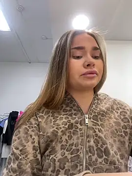 MonicaWestt online show from 02.27.26