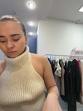 MonicaWestt online show from 04.26.26