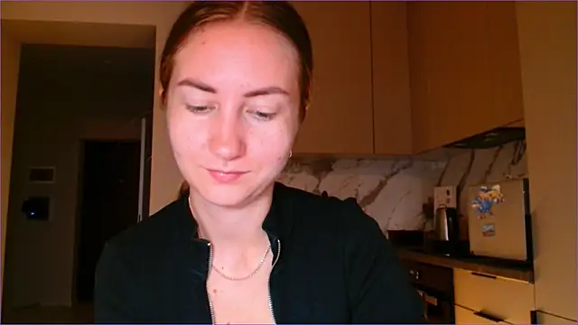 BluueSilk online show from 10.25.25