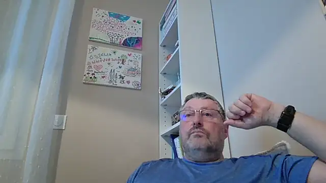 Snapshot of doudou310 chatting on 02.12.26 doudou310 online show from 02.12.26