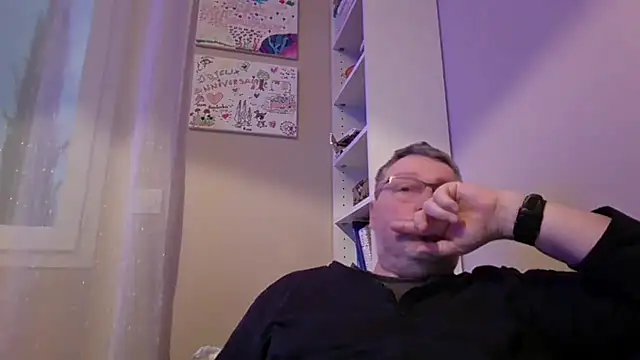 Snapshot of doudou310 chatting on 02.20.26 doudou310 online show from 02.20.26