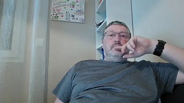 Snapshot of doudou310 chatting on 02.27.26 doudou310 online show from 02.27.26