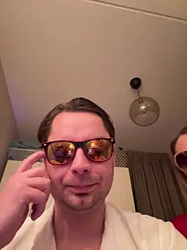 hottogetherNL online show from 02.14.26