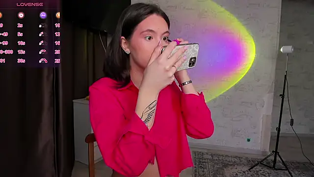 Hey Mia online show from 02.24.26