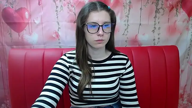 LilianaShine online show from 04.14.26