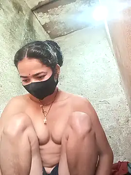 Snapshot of Sunali_Bendre chatting on 02.14.26 Sunali Bendre online show from 02.14.26