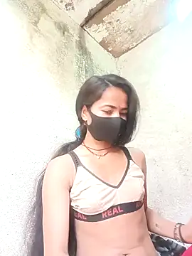 Snapshot of Sunali_Bendre chatting on 02.24.26 Sunali Bendre online show from 02.24.26