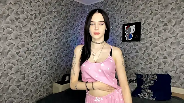 IeshaOsorio online show from 04.03.26