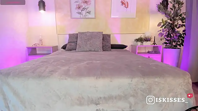 IsabellaSweet   online show from 05.29.26