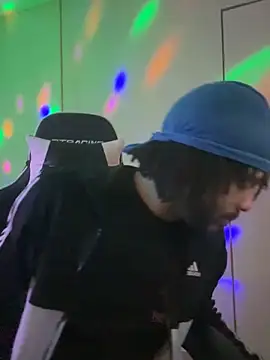 magic man1085 online show from 03.25.26