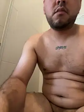 Snapshot of latinocalientehot chatting on 06.28.26 latinocalientehot online show from 06.28.26