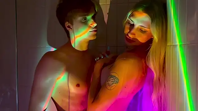 Snapshot of twl8vibe chatting on 02.22.26 twl8vibe online show from 02.22.26