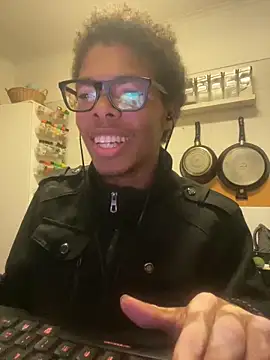 ELPikaPreta online show from 02.13.26