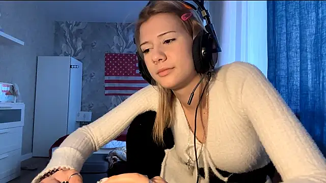 LadyFoxLove online show from 02.27.26