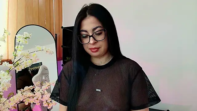 Snapshot of MissyScarlet chatting on 05.14.26 MissyScarlet online show from 05.14.26