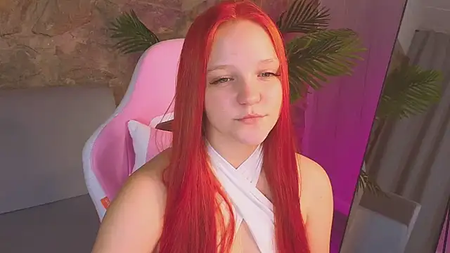 Snapshot of Candy_Lir chatting on 02.13.26 Candy Lir online show from 02.13.26