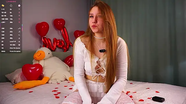 ShantellAngulo online show from 02.13.26