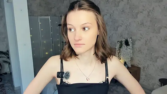 LianneBynon online show from 02.05.26