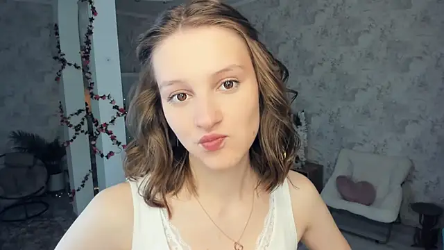 LianneBynon online show from 02.15.26