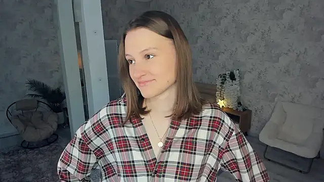 LianneBynon online show from 02.21.26