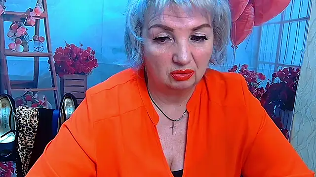 RenataDaster online show from 04.10.26